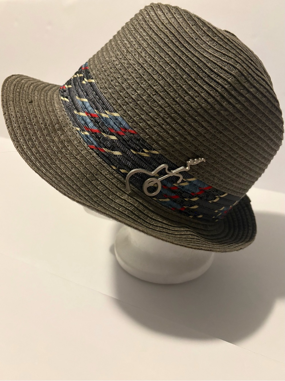 Carlos Santana Men’s Fedora grey Hat with metal guitar pin, Sz Small/Medium.
